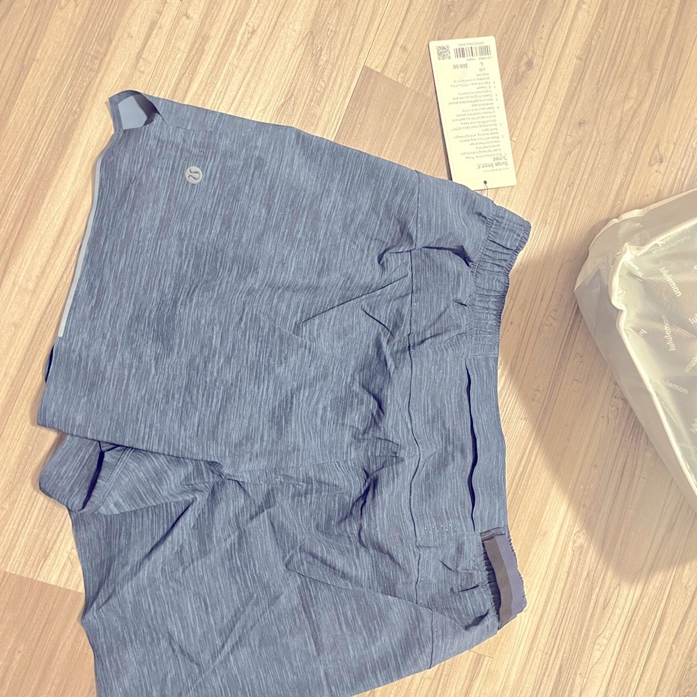 New with Tag Lululemon Mens L Pacebreaker Shorts 4”